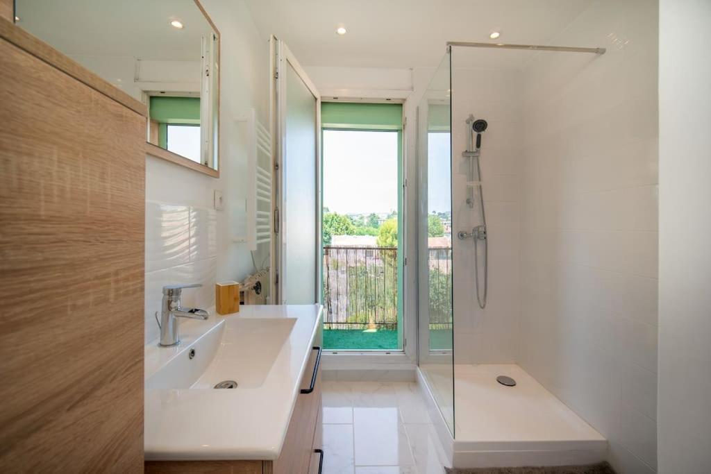 Fully Equipped Apartment With Parking 6 Beds مارسيليا المظهر الخارجي الصورة